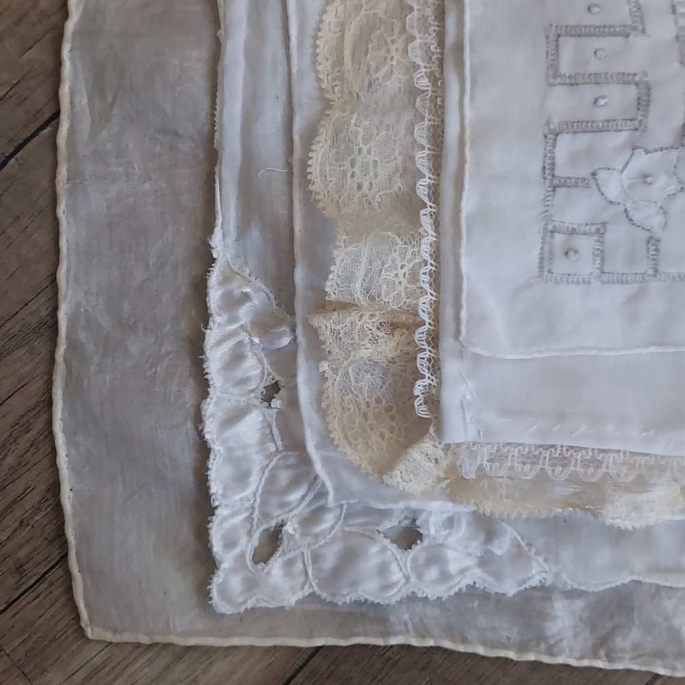 Vintage Delicate White Handkerchiefs